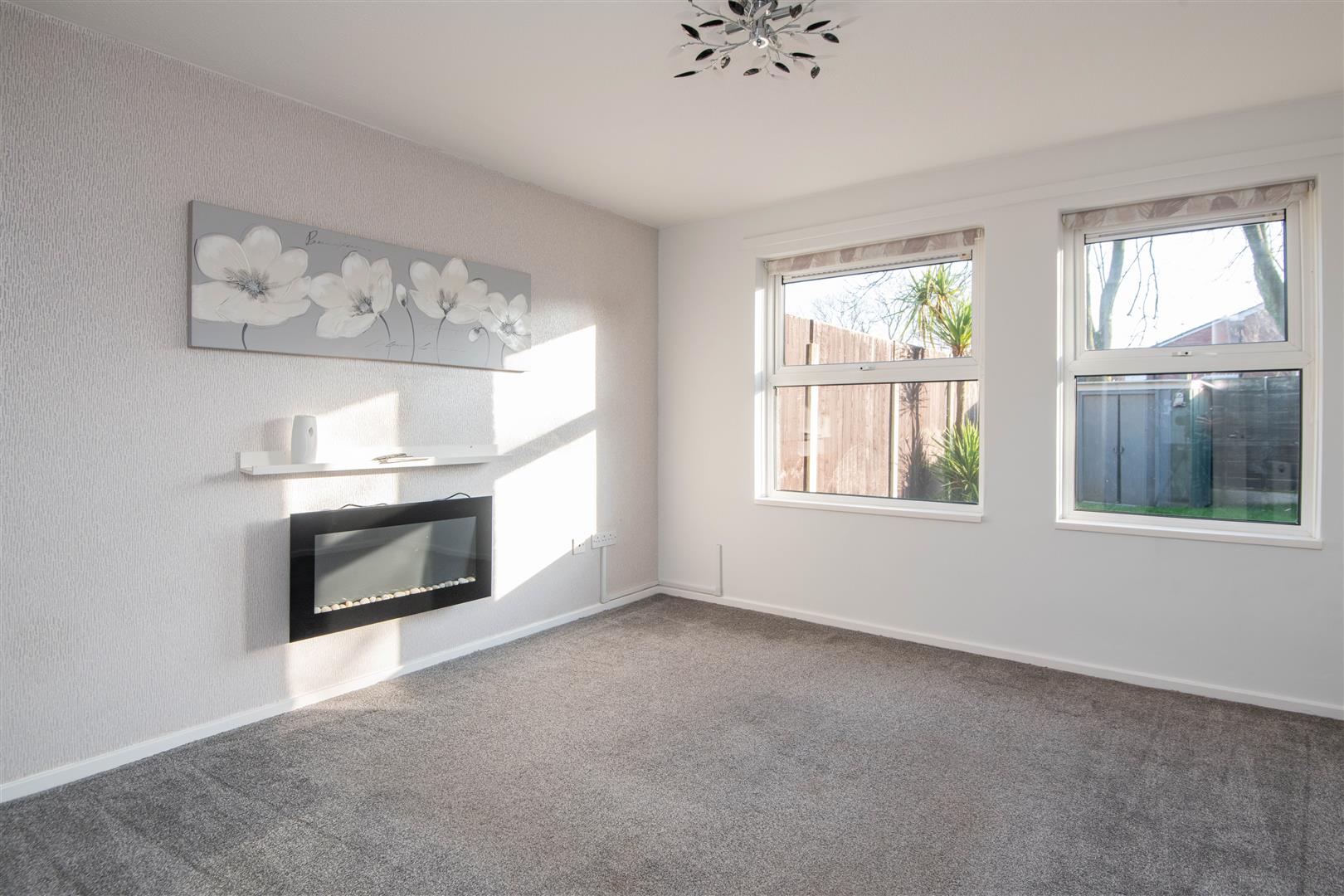 3 bed property in Manor House Close, Leyland